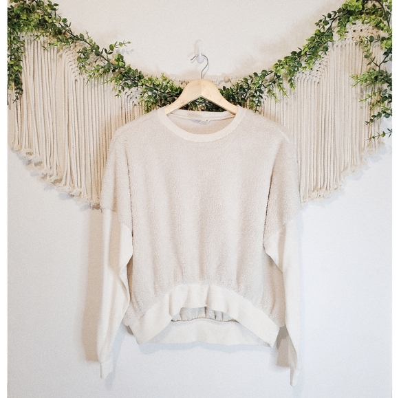 Urban Outfitters Sweaters - URBAN Out From Under Teddy Sherpa Sweater sz M